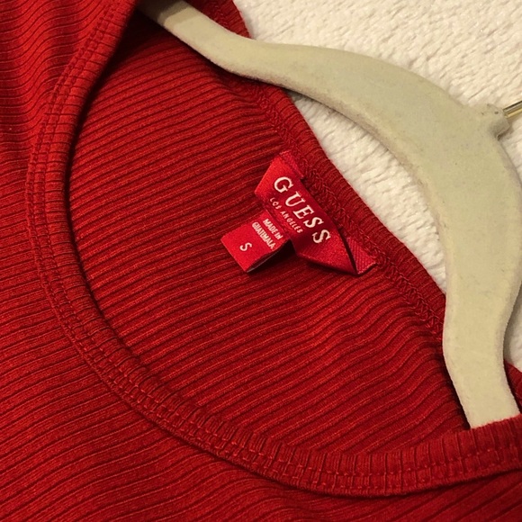 Guess Red Ribbed Cutout Tee ♥️⁉️ - Picture 4 of 7